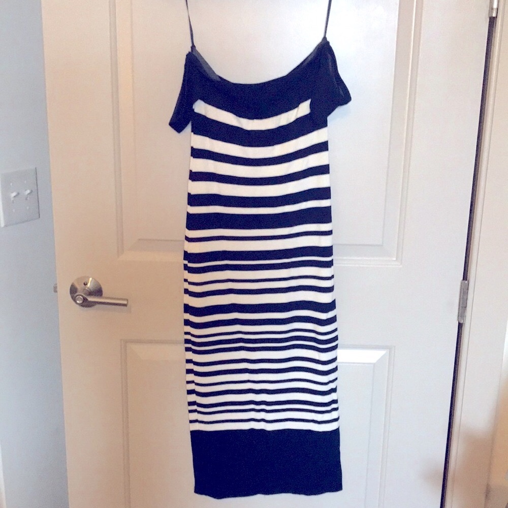 Zara knit off-the-shoulder navy/white dress